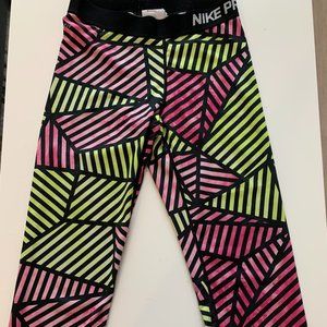 Nike Pro Capri Leggings for Women